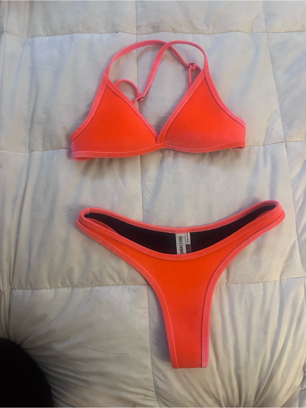 Hoaka hot pink velvet bikini set